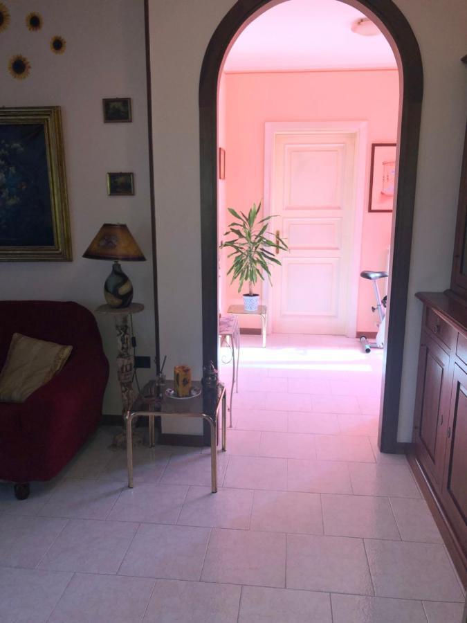Il Girasole Apartment Castel Ritaldi Exterior foto