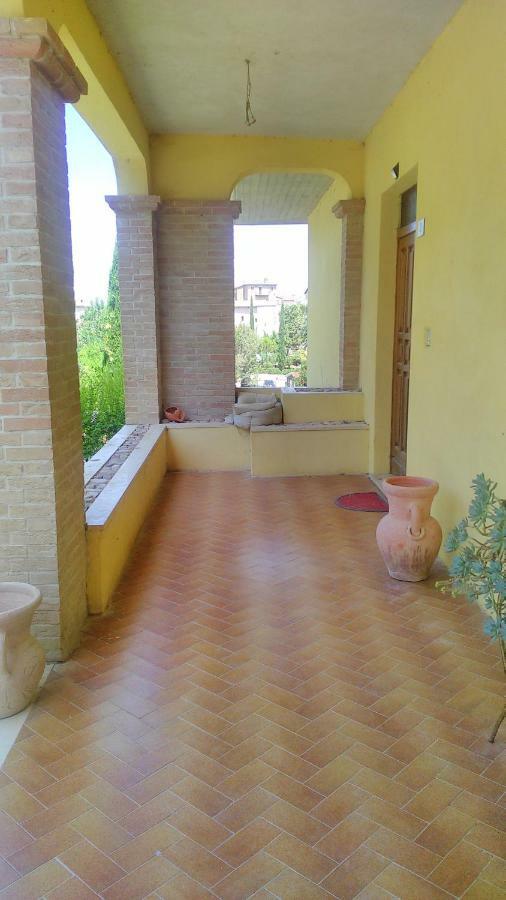 Il Girasole Apartment Castel Ritaldi Exterior foto